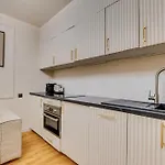 Pick A Flat\'s Apartment in Opera - Rue Grange Batelière